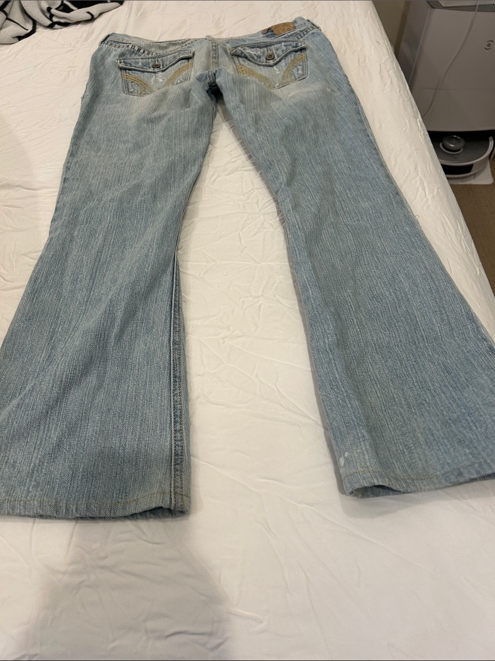 Hollister Light Blue Distressed Flare Jeans - Picture 4 of 5